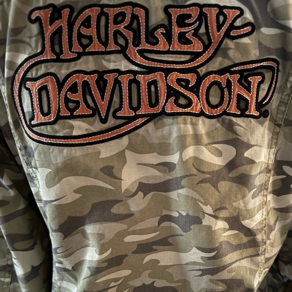 Women’s Harley Davidson Camouflage Jacket - Picture 4 of 7